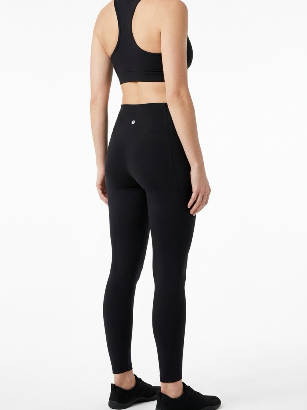 HALARA | NEW High-Rise Black Athletic Leggings with Pockets Women’s Size Medium